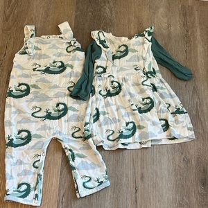 B/G twin Kate Quinn, play, 6-12 months